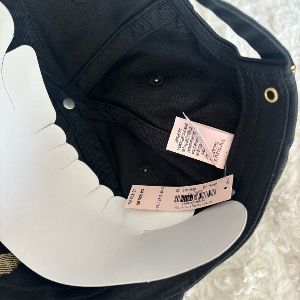 VS fashion show 2025 hat! - Picture 2 of 4